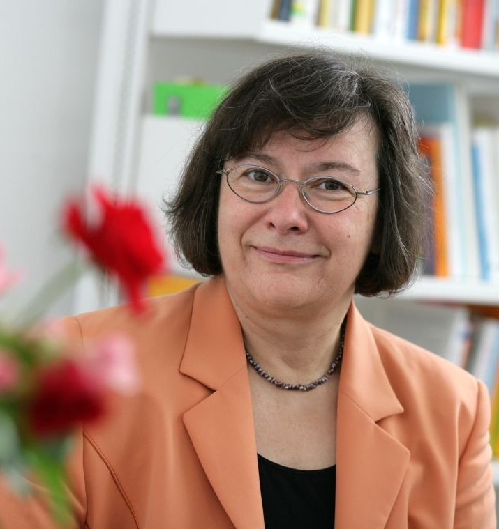 Prof. Dr. Ursula Carle